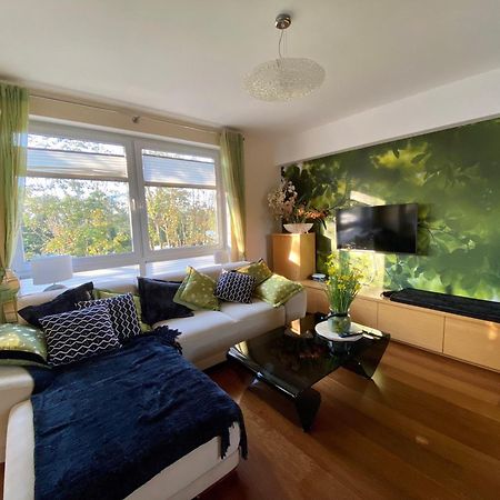 Seaside Apartment With Parking & Ac - 150 M To The Beach By Noclegi Renters Miedzyzdroje Extérieur photo